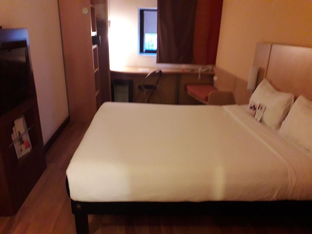 Ibis Tlemcen Hotel Екстериор снимка