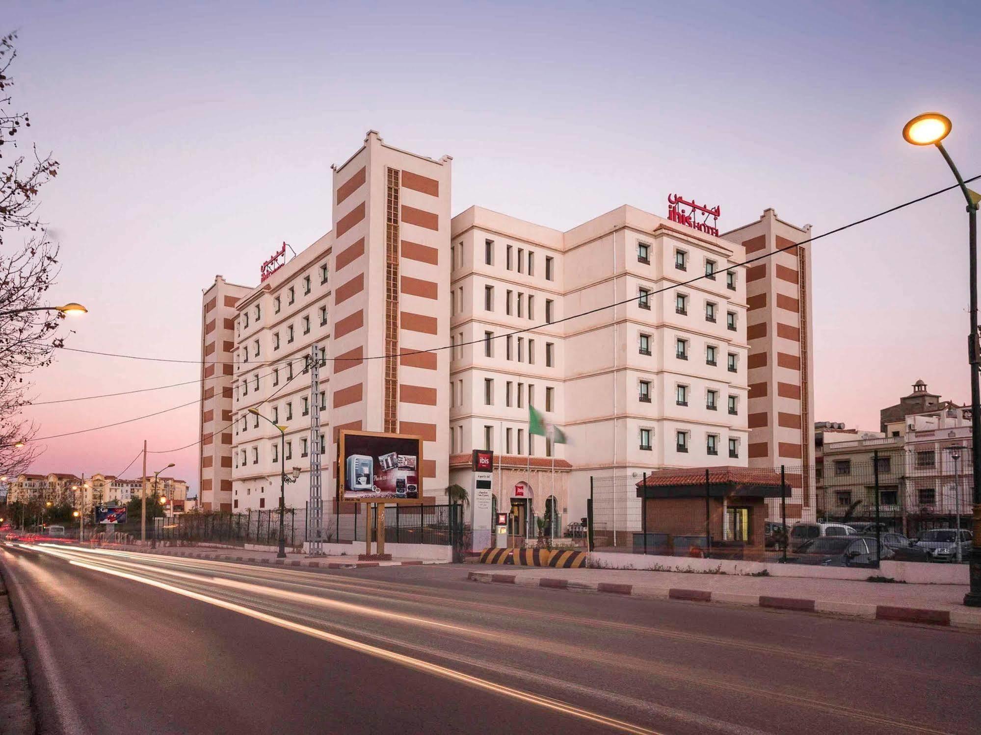 Ibis Tlemcen Hotel Екстериор снимка
