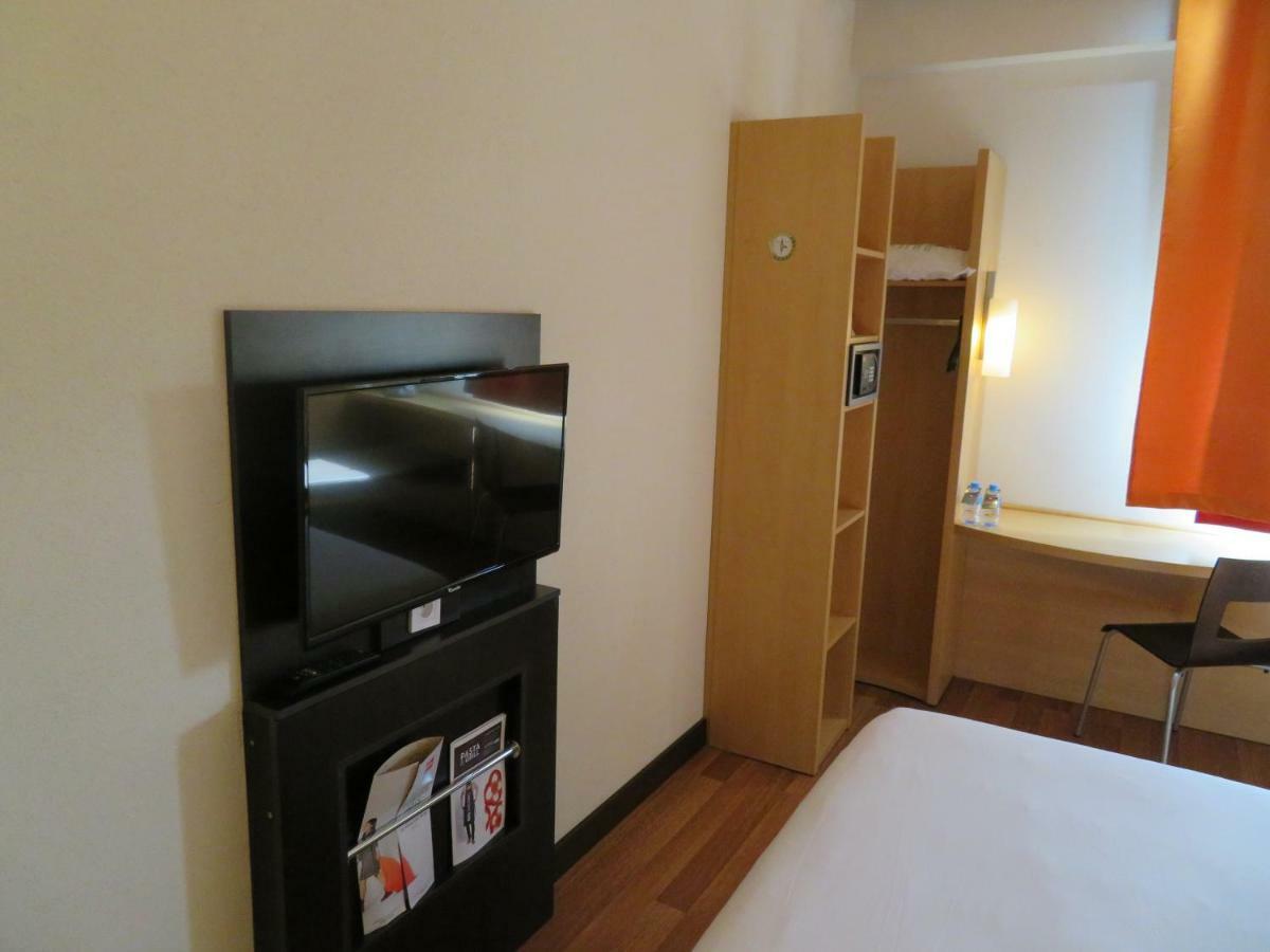 Ibis Tlemcen Hotel Екстериор снимка