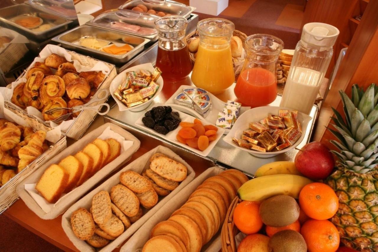 Ibis Tlemcen Hotel Екстериор снимка